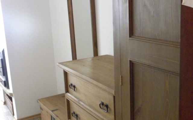 Studio Apartment With English Pine Fittings