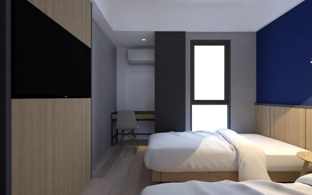 LeGreen Suite Sudirman