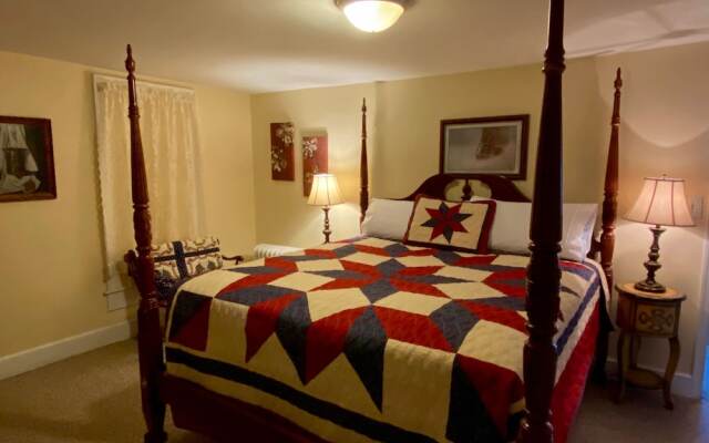 Inn at Lincoln Square