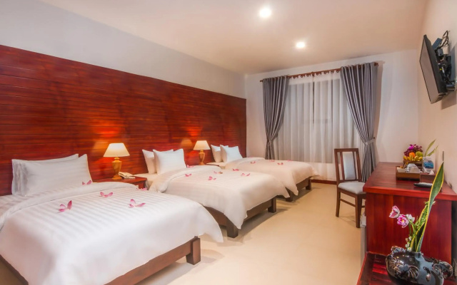 Green Amazon Residence