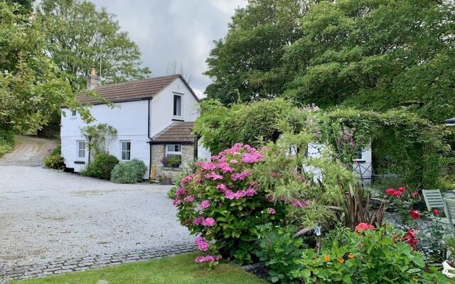 Tresowes Green Cottage