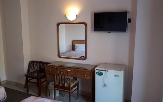 New Pola hotel