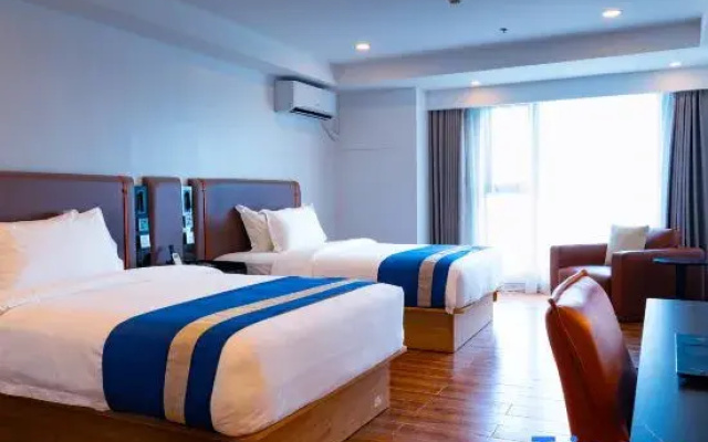 W9 Hotel and Resorts near Manila Airport