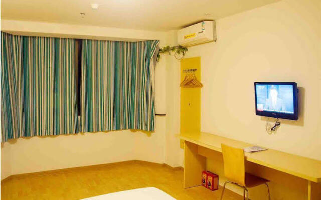 7 Days Ronghe Hotel Apartment
