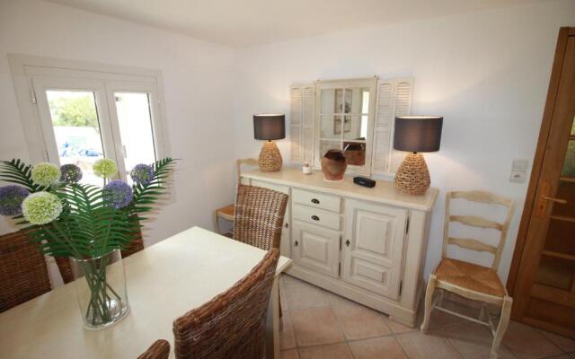 Luberon House between Lourmarin & Cucuron