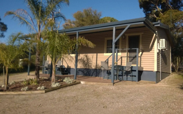 Seppelts View Cabins