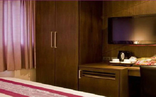 Paradiso Boutique Suites