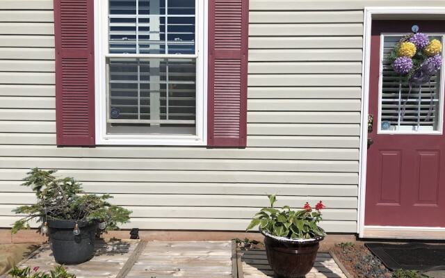 Bluewaters Retreat Bachelor Unit