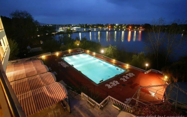 Margarona Royal Hotel