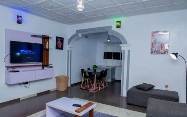El-Mak Luxury Homes