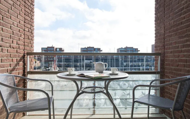 Two Room Apartment Overlooking the Harbor
