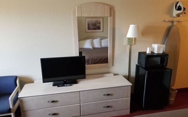 Americas Comfort Stay Inn