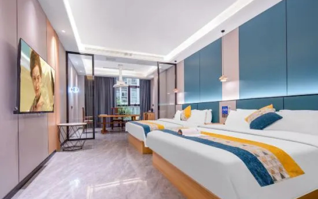 Helong No. 1 Hotel (Changsha West Bus Station Meixi Hudong Metro) – Guest Rooms – Changsha