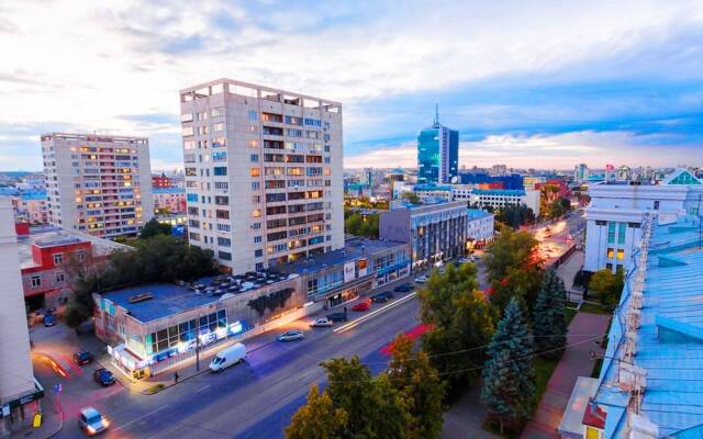 Апартаменты ИннХоум - Площадь Революции