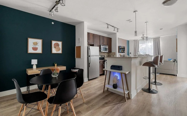 Dallashaus Near Galleria Medical City