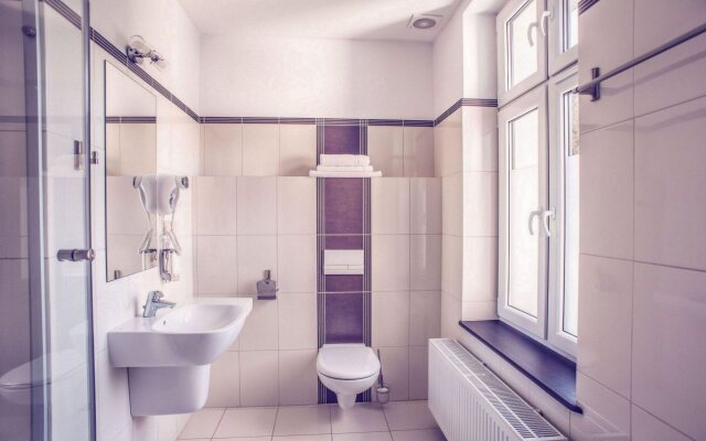 Hotel Niemcza SPA