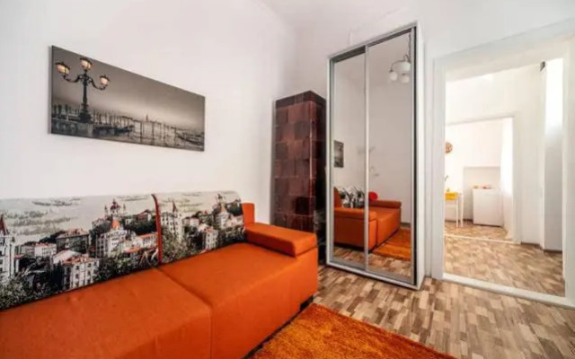 Городоцька 58, недалеко від жд вокзалу, центр