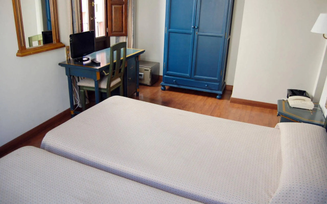 Hotel Plaza Nueva