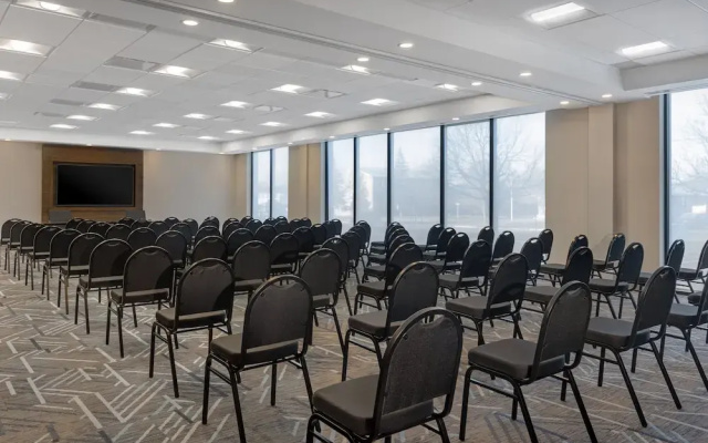 Holiday Inn Express & Suites St.Thomas by IHG