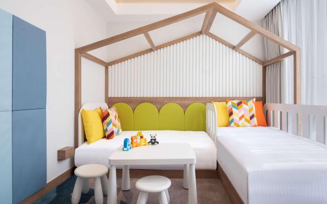 Hilton Garden Inn Jakarta Taman Palem