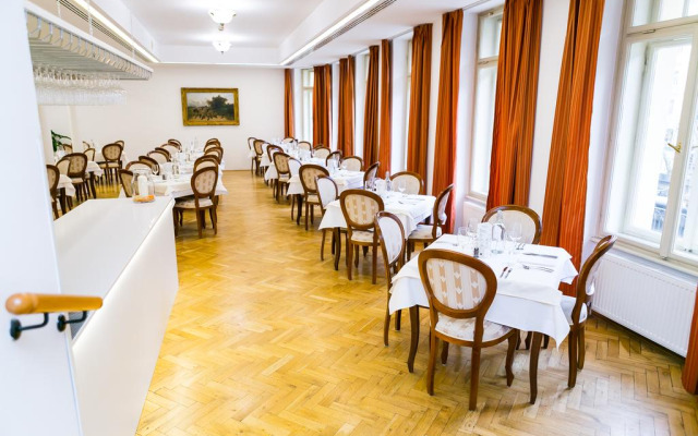 ASTORIA Hotel & Medical Spa