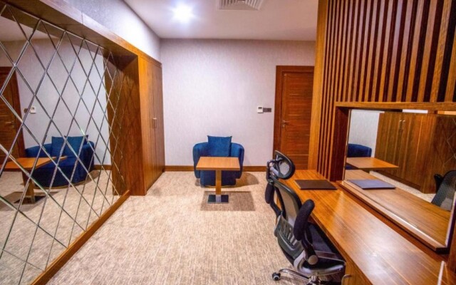 Parwar Hotel