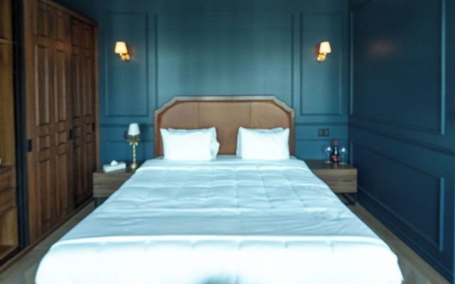 The Green Escape Suite