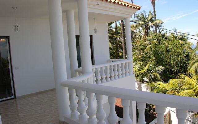 Villa Vista La Quinta + Heatable Pool + Free Wifi + bbq