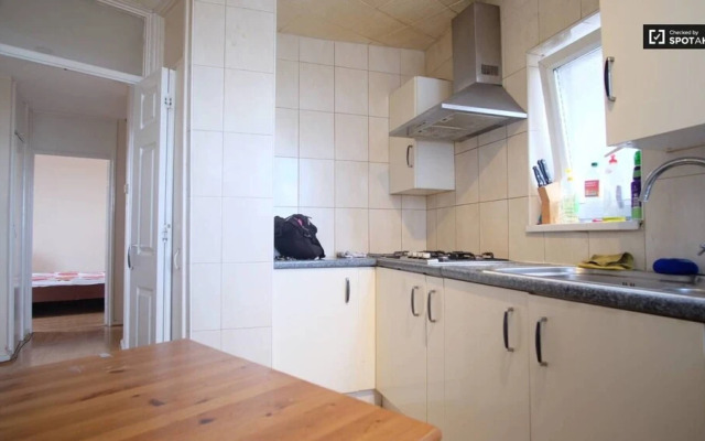 2-bed Apartment in London Woolwich