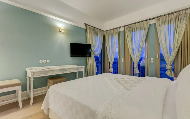 Antmare Hotel