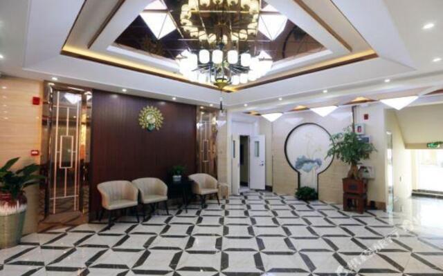 Ruibo·yun hotel(Suning railway station store)