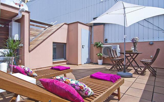 MSB Gracia Pool Terrace Center