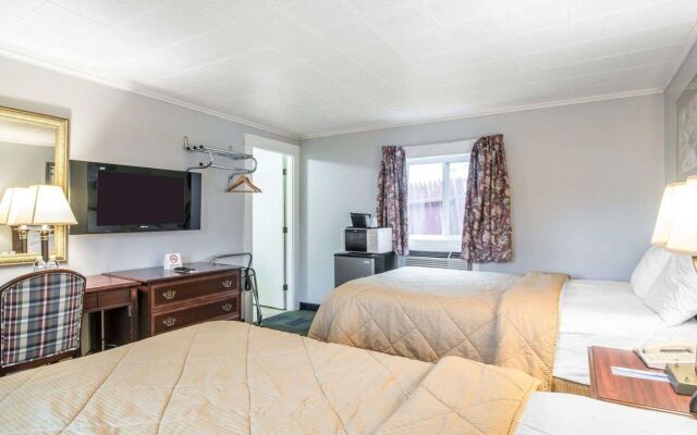 Royal Inn Claremont