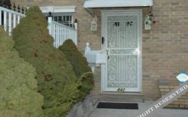 Jersey City Bed & Breakfast