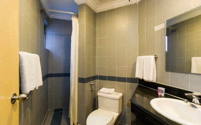 Classic 2BR in Changkat B. Bintang, KL Tower View