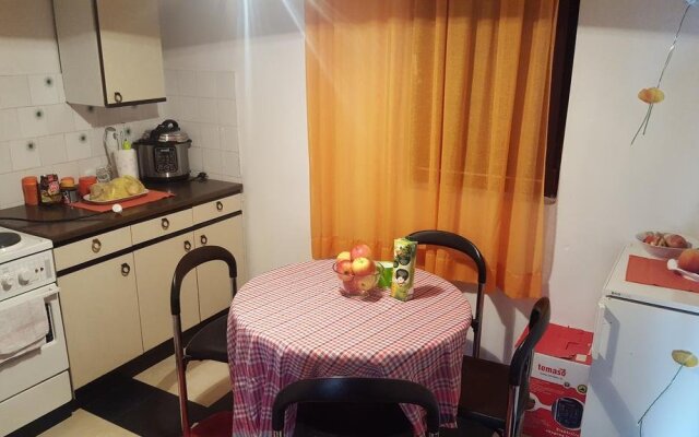 Prag Apartments & Rooms