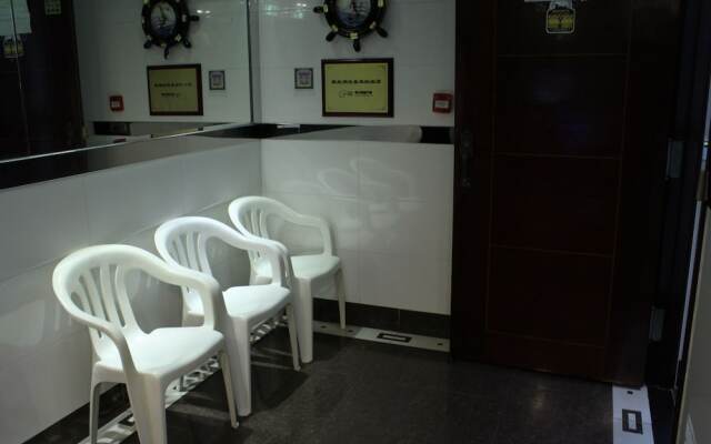 Las Vegas Guest House Carlton Group Of Hostels