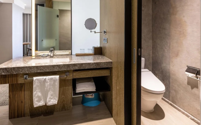 Hsin Hotel