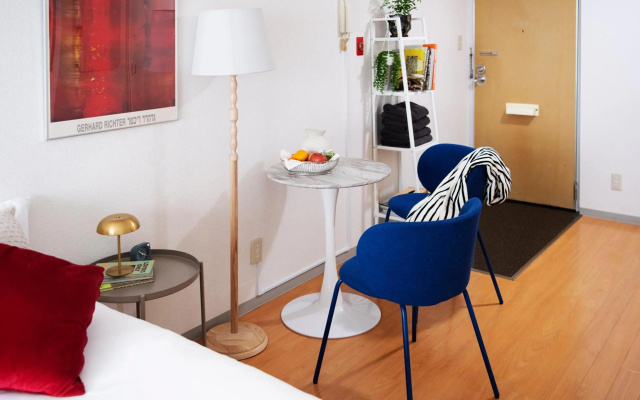 Luxury apartment 3mins walk to station 1stop to Shinjuku station – Guest Rooms – Tokyo