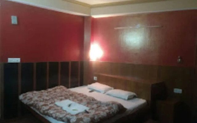 Goroomgo King Palace Shimla