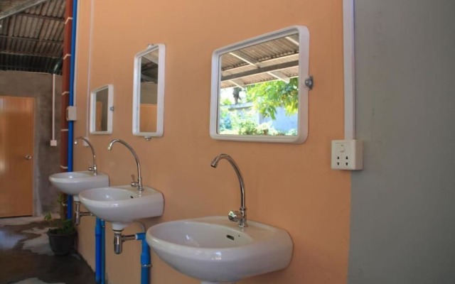 Dorm Point Hostel Siem Reap - Adults Only