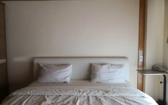 Choke-Set-Thee House