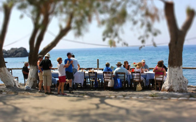 Mistral Hotel - Singles Only