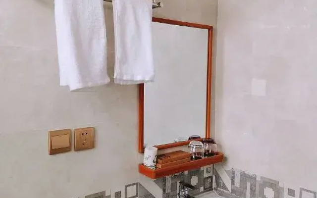 Jianshui Siyanjing Inn