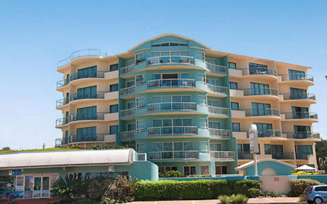 Alex Seaside Resort