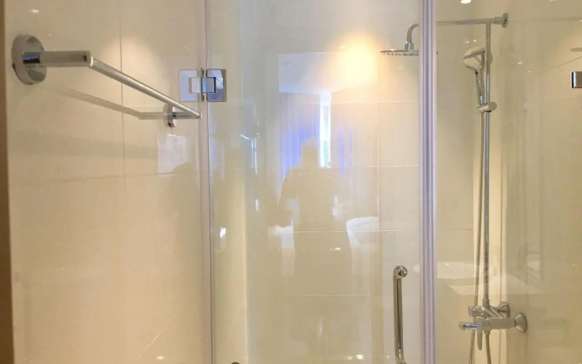Asahi Luxstay - Halong Bayview 2Br Apartment