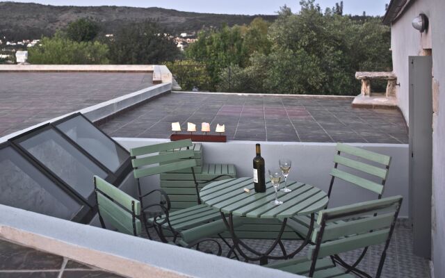 Athermigo Boutique Estate