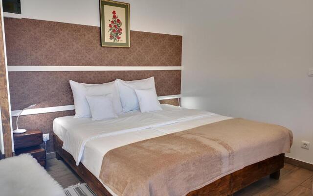 Pr`fik Apartments