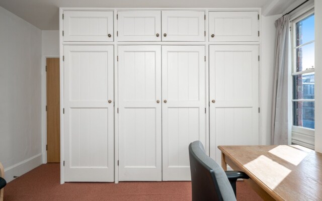 Altido 4-Bed Apt Inside Keble College