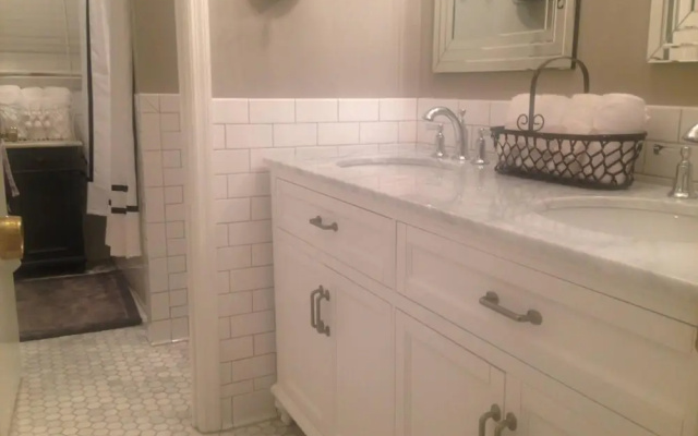 Elegant Crofton Ranch